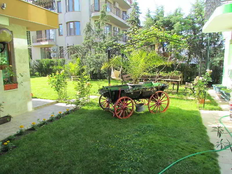 Villa Brigantina Солнечный берег Гостевой дом