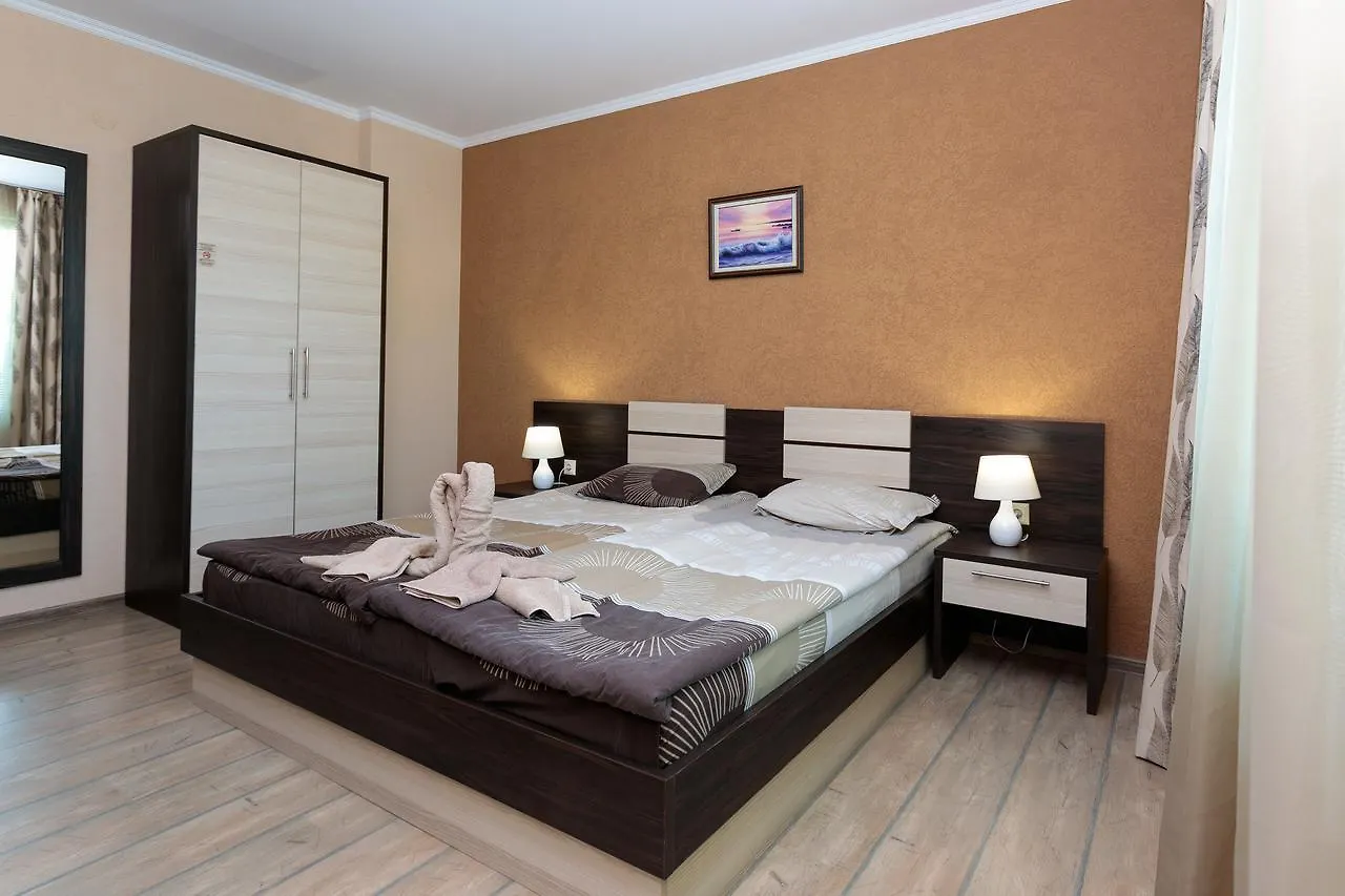 Villa Brigantina Солнечный берег Гостевой дом